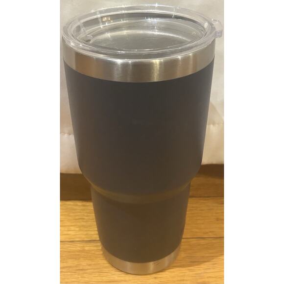 Yeti Navy Blue 30 oz Tumbler - Picture 2 of 7